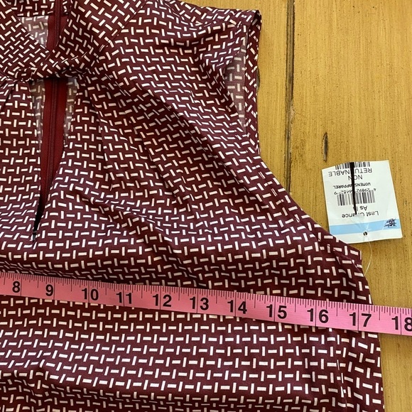 Judith & Charles Women’s Sleeveless Blouse Mathys Geo Print Plum New size 0-2 - Picture 10 of 12